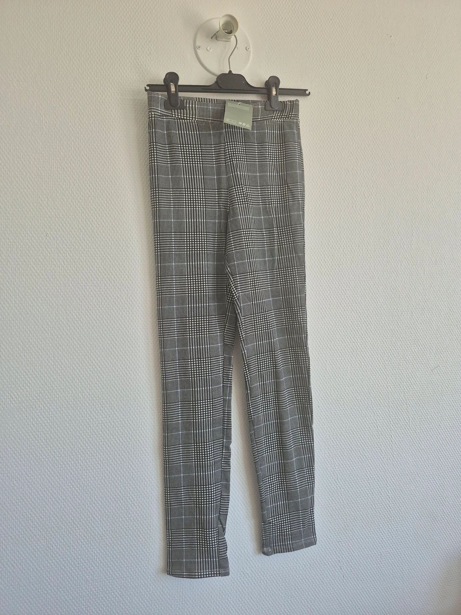 🩶 Legging H&M à carreaux – Taille 14 ans – Neuf avec étiquette 🩶 – photo 2